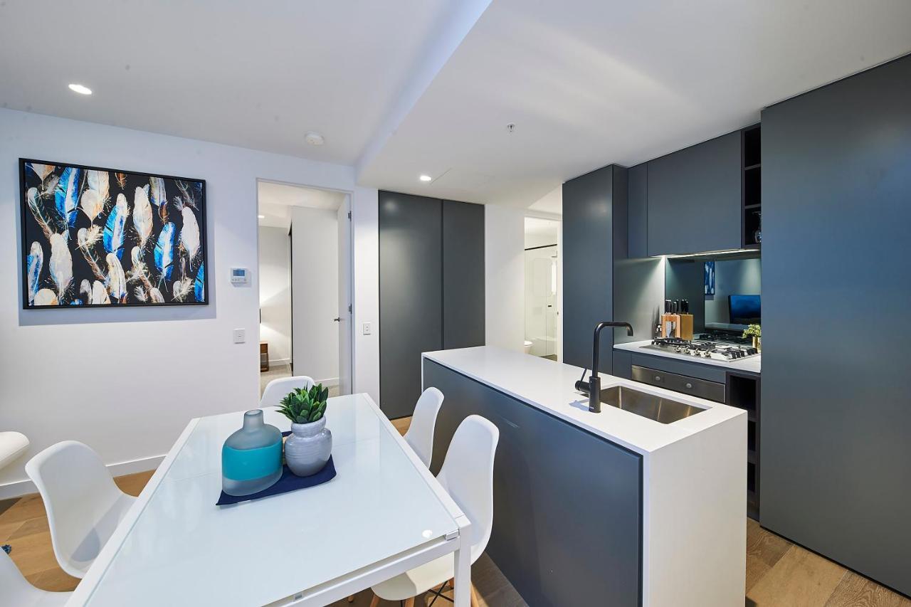 Mega Style Apartments Victoria One Melbourne Exteriör bild