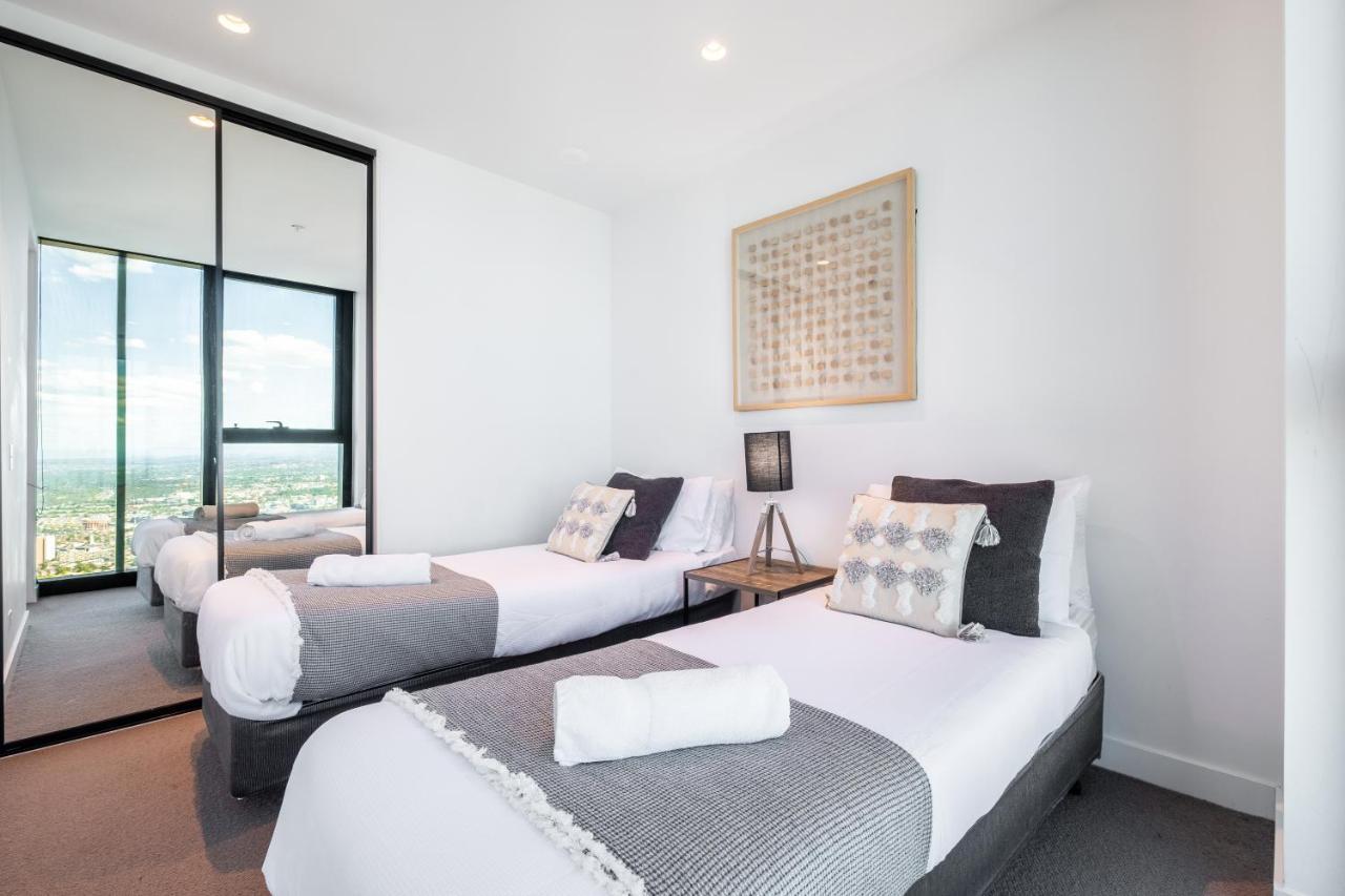 Mega Style Apartments Victoria One Melbourne Exteriör bild